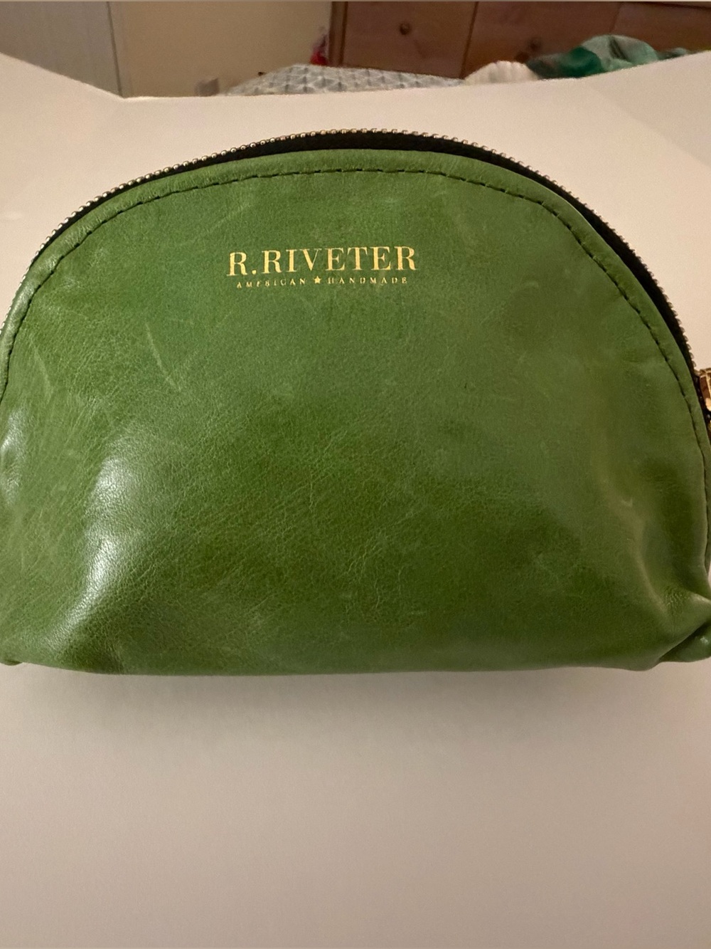 Riveter Green Leather Travel Pouch